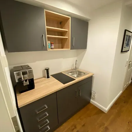 1 Mit Garten Naehe Koeln Appartement